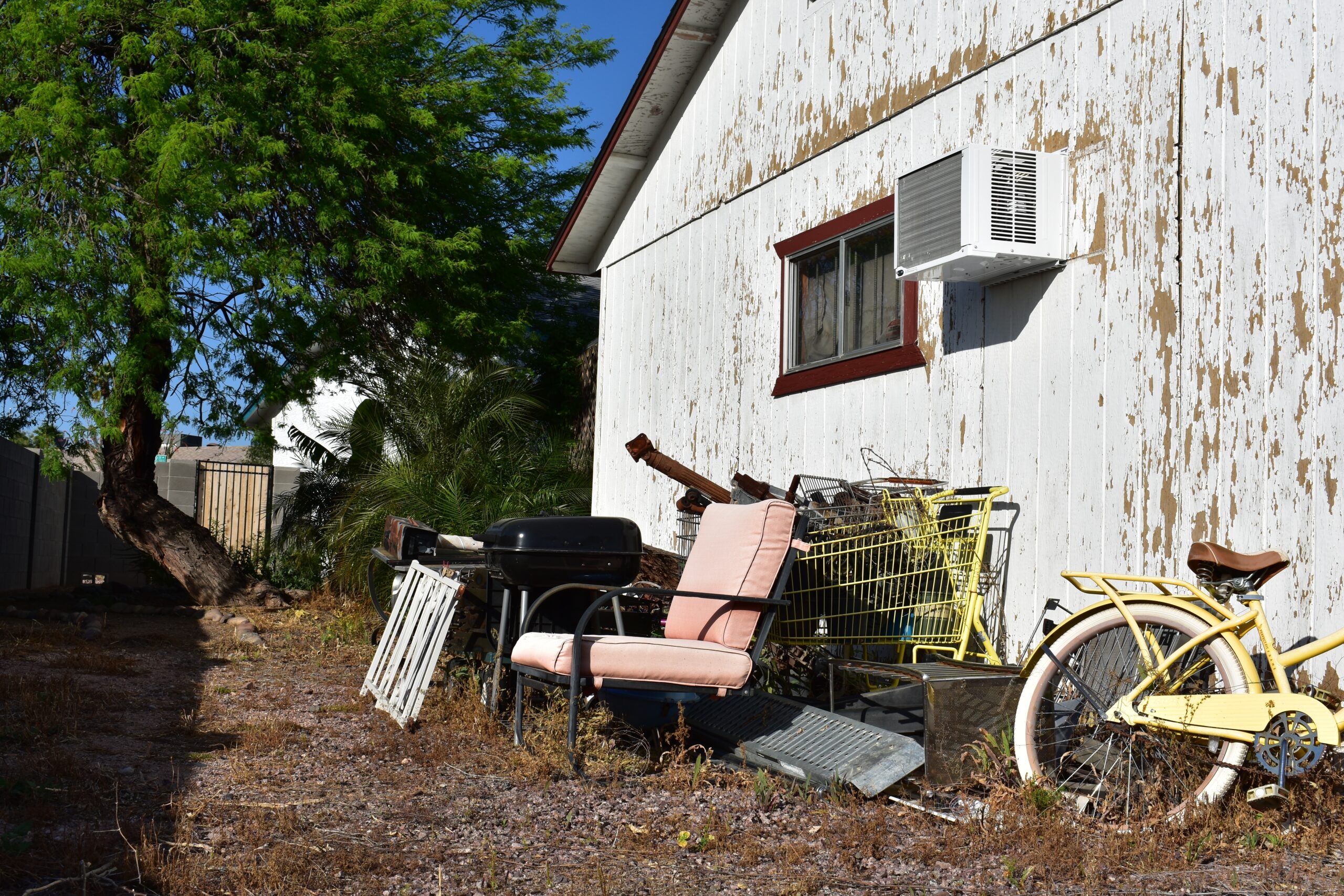How to Sell a Hoarder House in Birmingham Without Judgment or Cleanup